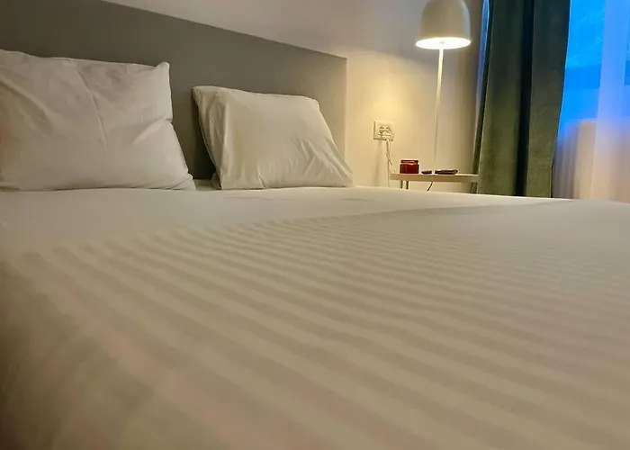 Sky Residence Airport Therme Otopeni 4